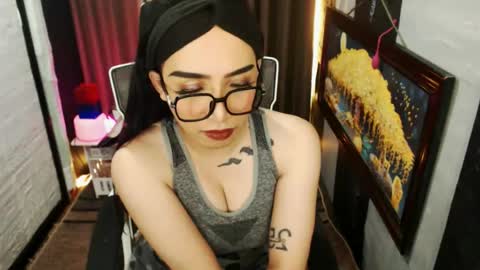 Snapshot of yassiered chatting on 07-03-26, 02:07 yassiered online show from 07-03-26, 02:07