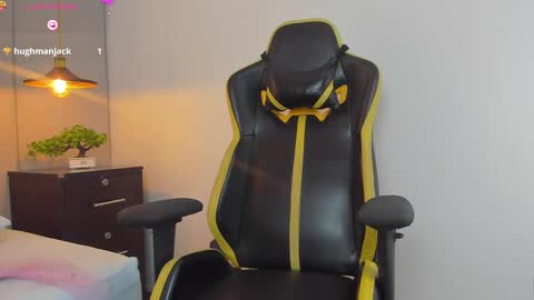 yaya23x online show from 09-24-25, 01:47