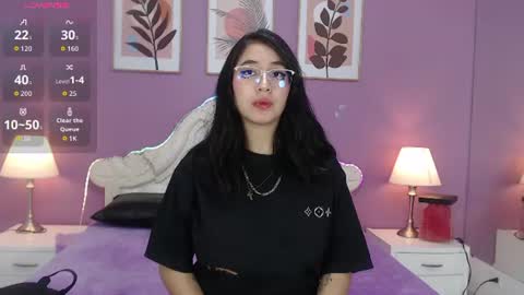 Snapshot of yayaqueen chatting on 06-13-26, 12:03 Yaya online show from 06-13-26, 12:03