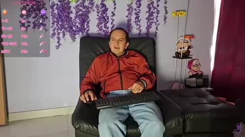 Snapshot of yazflor chatting on 06-29-26, 05:46 Hazzan y Greisy online show from 06-29-26, 05:46