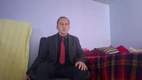 Hazzan online show from 06-11-26, 01:53