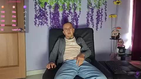 Hazzan online show from 07-07-26, 01:59