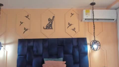 Snapshot of yazmin_rouse chatting on 01-25-25, 05:19 Yazmin online show from 01-25-25, 05:19