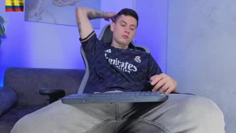 YEIKO ROMERO online show from 04-15-26, 07:58