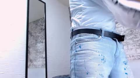 Snapshot of yeisonbrown chatting on 10-30-25, 05:35 Yeison online show from 10-30-25, 05:35