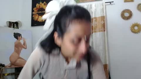 Snapshot of yemaya_28 chatting on 01-20-25, 10:07 Yemaya 28 online show from 01-20-25, 10:07