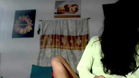 Snapshot of yemaya_28 chatting on 11-29-25, 08:06 Yemaya 28 online show from 11-29-25, 08:06