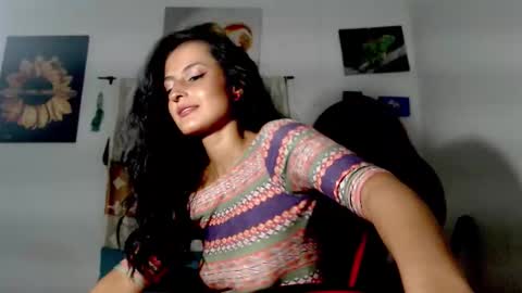 Snapshot of yemaya_28 chatting on 11-30-25, 02:15 Yemaya 28 online show from 11-30-25, 02:15