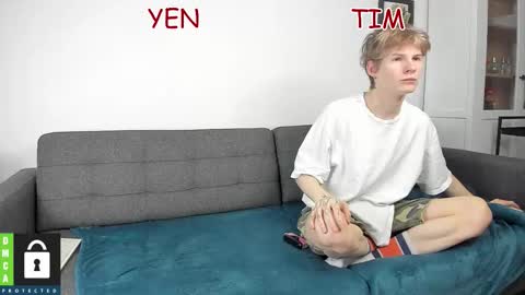 Snapshot of yen2025 chatting on 12-23-25, 06:33 Yen online show from 12-23-25, 06:33