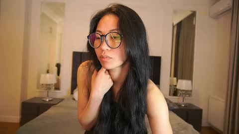 yennstar online show from 04-21-26, 01:42