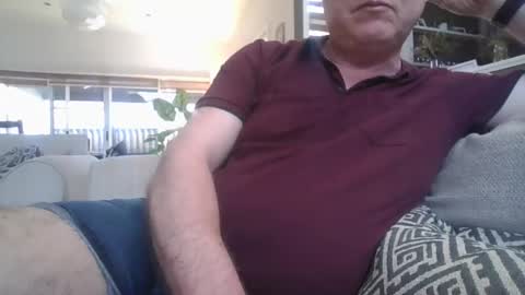 yesplease1969 online show from 09-21-25, 04:03