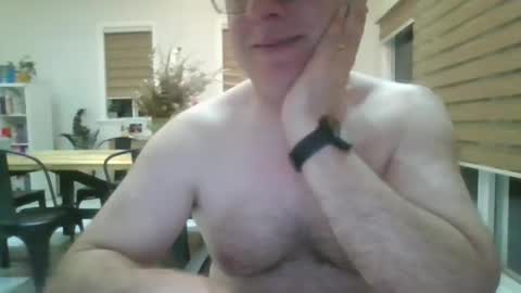 yesplease1969 online show from 10-11-25, 11:53