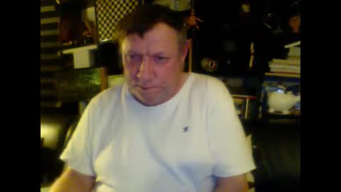 Snapshot of yessex247 chatting on 01-15-26, 10:13 yessex247 online show from 01-15-26, 10:13