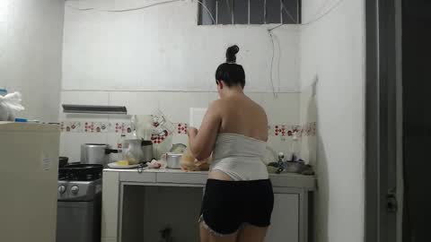 yessica and andres online show from 10-24-25, 11:23