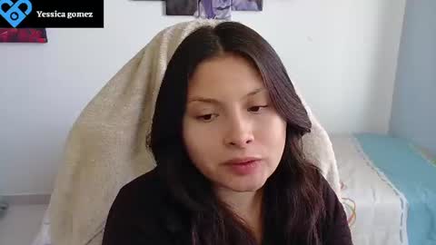 yessica_gomez01 online show from 07-01-26, 09:25