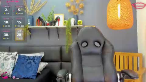 yessika_parker online show from 07-17-26, 08:43
