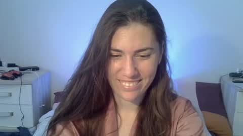 Snapshot of yesyoucanjustdoit chatting on 06-01-26, 08:49 Kira online show from 06-01-26, 08:49