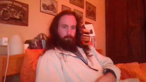 yeti_92 online show from 01-04-25, 02:35