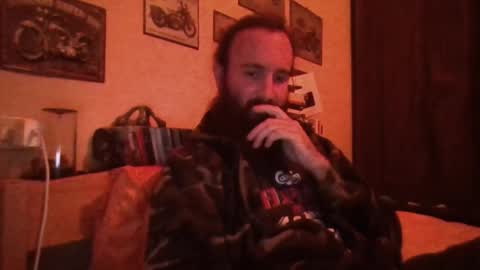 yeti_92 online show from 11-10-25, 05:34