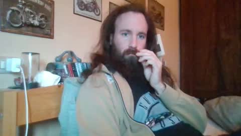 Snapshot of yeti_92 chatting on 02-06-26, 07:45 yeti_92 online show from 02-06-26, 07:45