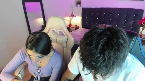 Snapshot of yiing_and_yang chatting on 10-11-25, 06:06 Yiing and yang online show from 10-11-25, 06:06