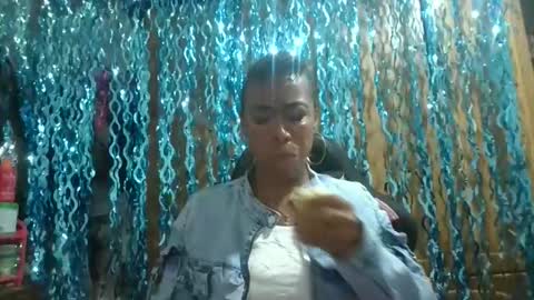 yilizalove_14 online show from 12-13-25, 09:31