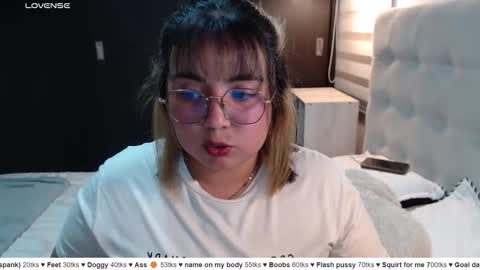 hii i am yini online show from 03-12-26, 04:18