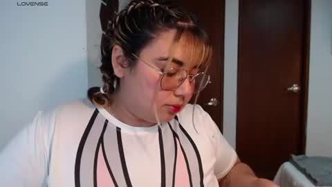hii i am yini online show from 07-16-26, 01:33