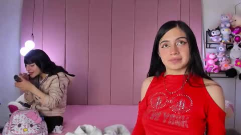 Snapshot of yinyang_luar chatting on 11-16-25, 11:38 yinyang_luar online show from 11-16-25, 11:38