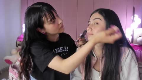 Snapshot of yinyang_luar chatting on 12-19-25, 07:21 yinyang_luar online show from 12-19-25, 07:21