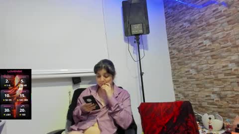 Snapshot of yinyyanghot chatting on 11-10-25, 03:27 yinyyanghot online show from 11-10-25, 03:27