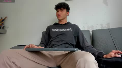 Snapshot of yizus_bonz chatting on 07-22-26, 03:04 yizus_bonz online show from 07-22-26, 03:04