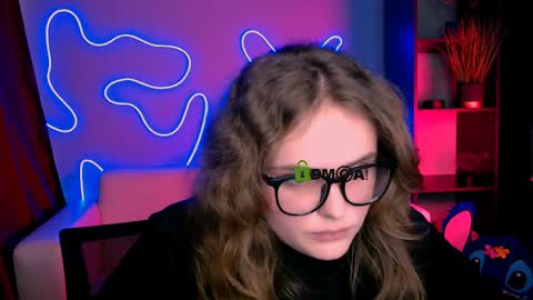 Snapshot of ylia_fress chatting on 04-13-26, 02:22 Ylia online show from 04-13-26, 02:22