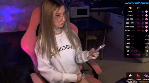     online show from 12-14-24, 02:01