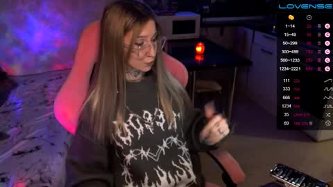     online show from 12-15-24, 10:37