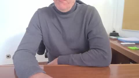 Yo47 online show from 12-18-25, 02:23