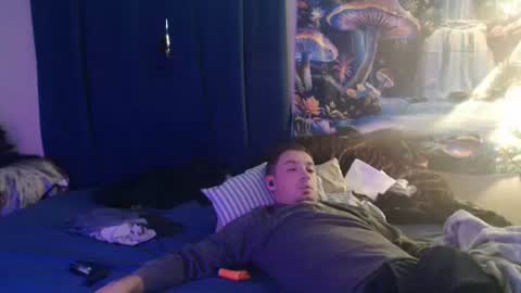 Snapshot of yobleez chatting on 11-18-25, 01:26 yobleez online show from 11-18-25, 01:26