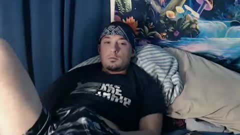 Snapshot of yobleez chatting on 11-20-25, 08:03 yobleez online show from 11-20-25, 08:03