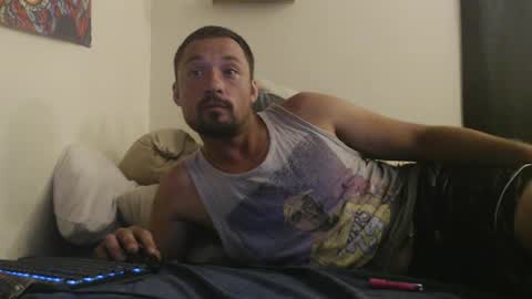Snapshot of yobleez chatting on 08-05-26, 02:14 yobleez online show from 08-05-26, 02:14