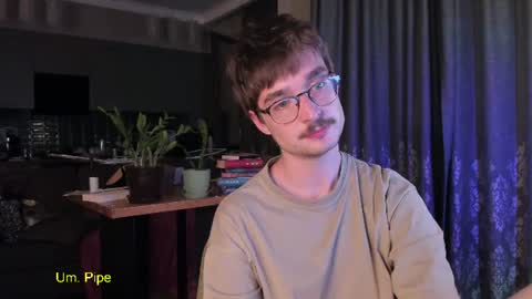 Max online show from 07-08-26, 10:03