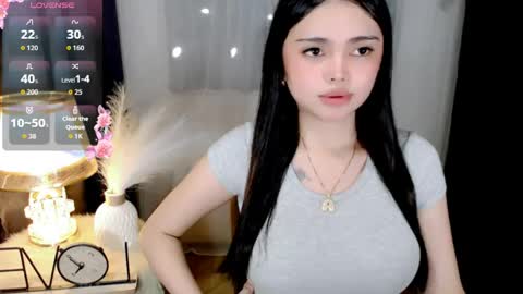 Snapshot of yogirl_abby chatting on 05-28-26, 03:53 Hi i am Abby i am Filipina Aussie youve ever wanted to meet NOT INTO CHEAP GUY online show from 05-28-26, 03:53
