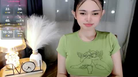 Snapshot of yogirl_abby chatting on 06-30-26, 09:05 Hi i am Abby i am Filipina Aussie youve ever wanted to meet NOT INTO CHEAP GUY online show from 06-30-26, 09:05