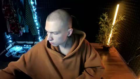 You can ask my name in pm online show from 11-20-25, 05:01