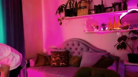 Snapshot of yoka_paradoxxx chatting on 06-09-26, 11:55 yoka_paradoxxx online show from 06-09-26, 11:55