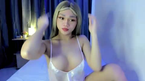 Snapshot of yonas_fucktoy chatting on 10-03-25, 12:07 yona online show from 10-03-25, 12:07