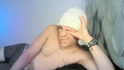 Snapshot of yonat_ chatting on 10-24-25, 10:50 Yonat online show from 10-24-25, 10:50