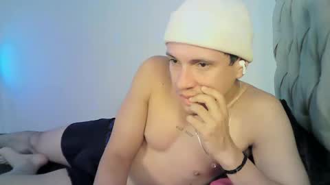 Snapshot of yonat_ chatting on 10-26-25, 08:59 Yonat online show from 10-26-25, 08:59