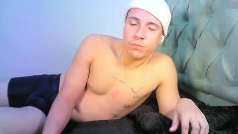 Snapshot of yonat_ chatting on 11-10-25, 04:44 Yonat online show from 11-10-25, 04:44