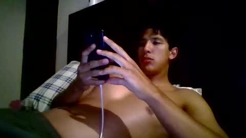 yongmodel00 online show from 06-08-26, 04:35
