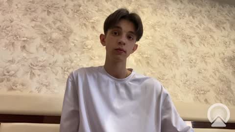 Snapshot of yoo_dee_ohh chatting on 12-11-24, 08:04 Yoo Dee Ohh online show from 12-11-24, 08:04